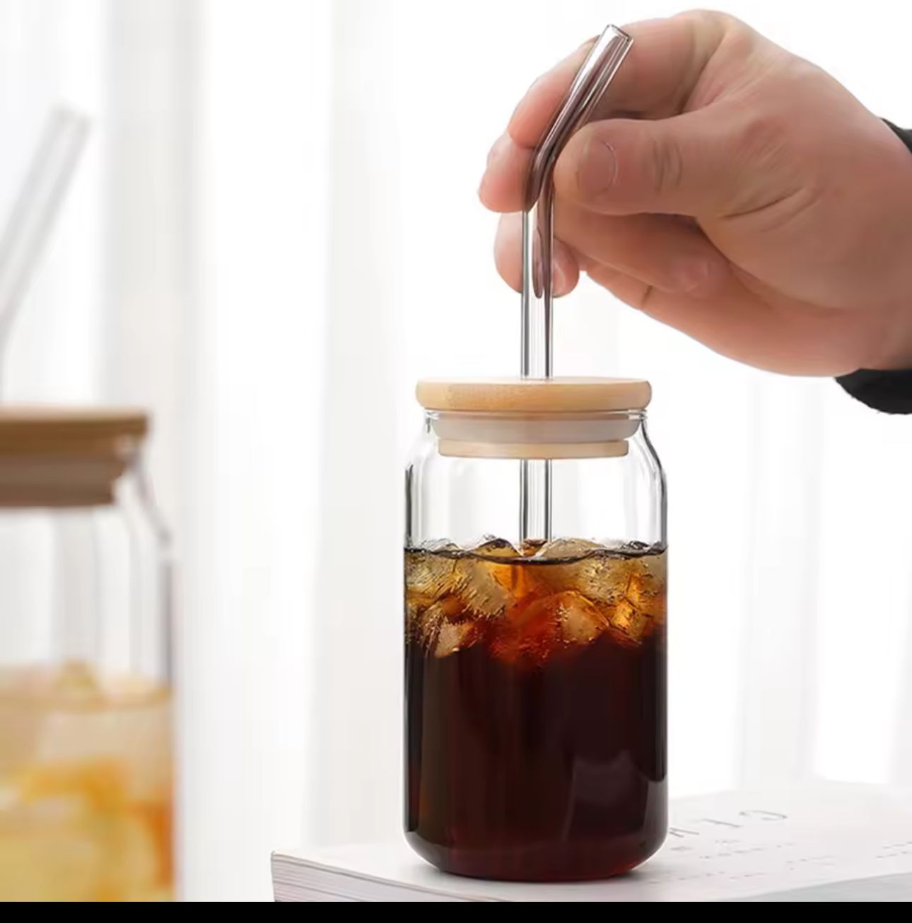 Mason Jar with Wooden Lid & Straw – Round Glass Cup